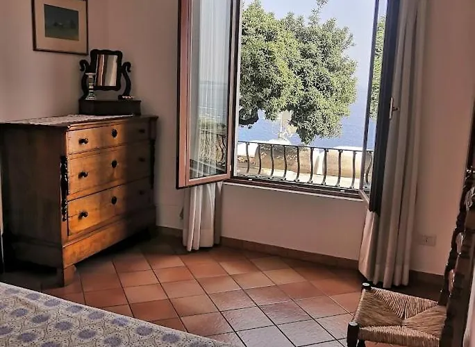 Sorrento Holidays - Casa Marcella דירה *