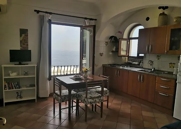 Sorrento Holidays - Casa Marcella * פוזיטנו